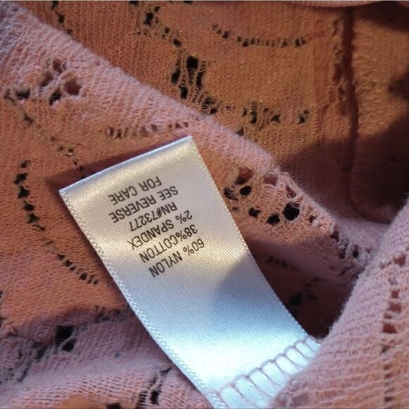 Apt 9 blush lace top with bow tie at waist - Picture 6 of 9